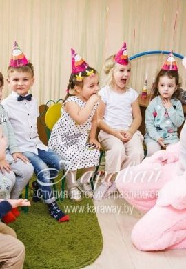 Веселый зайка