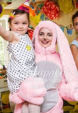 Веселый зайка