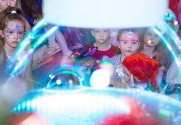 Шоу мыльных пузырей