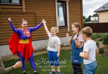 супергеройка