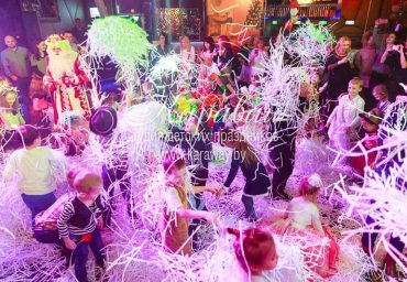 Бумажное шоу