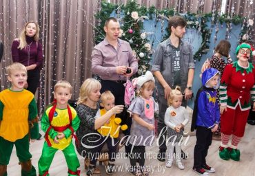 Дед Мороз и Снегурочка в офис