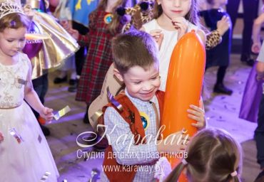 Дед Мороз и Снегурочка в офис